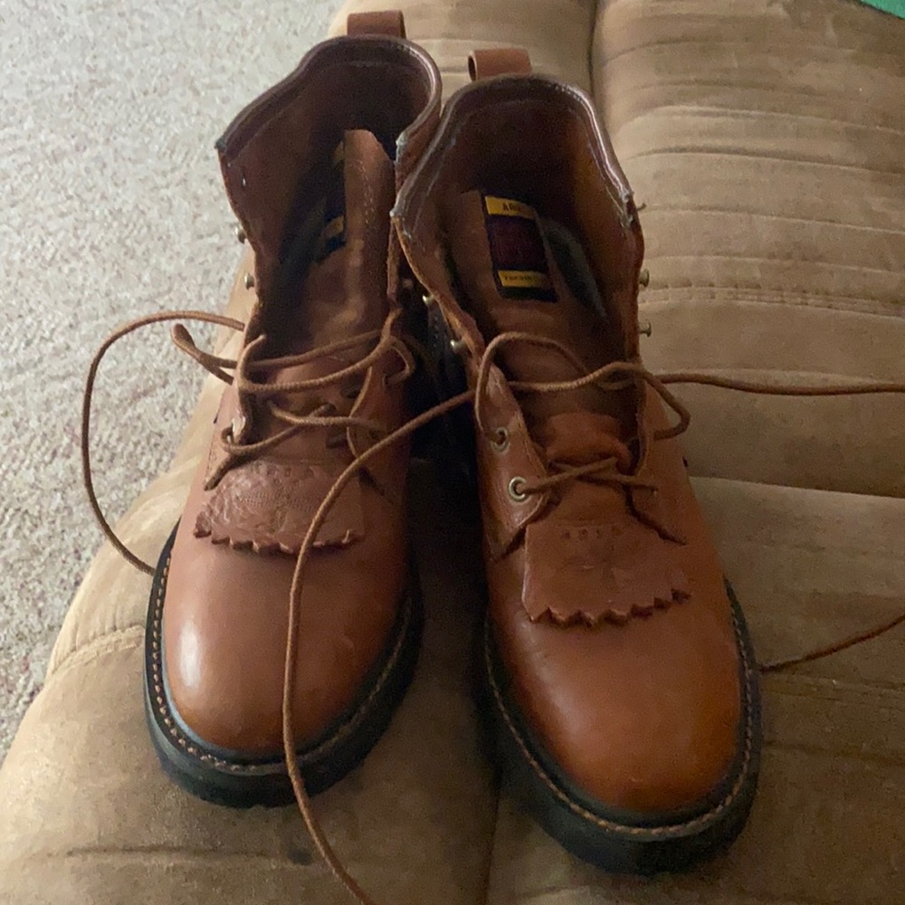 Pair of women’s ariat boots